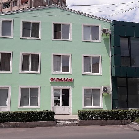 Sunshine Hotel Jerevan Buitenkant foto