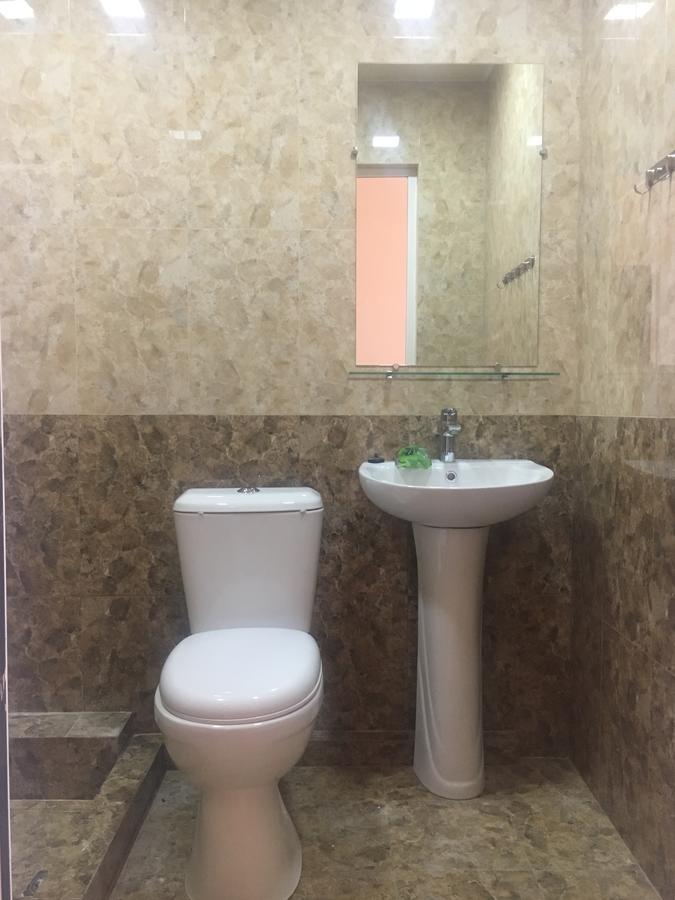 Sunshine Hotel Jerevan Buitenkant foto